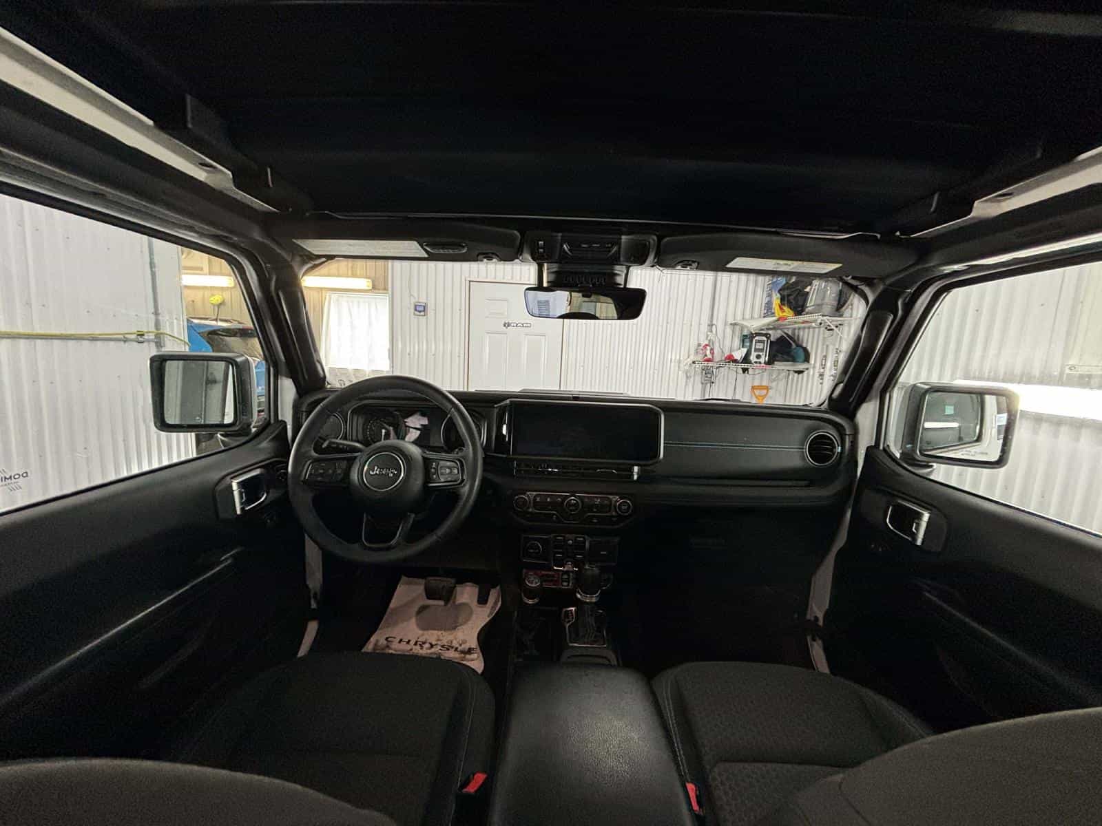 Image 7 Jeep Wrangler 4XE 4-Door Rubicon 2024