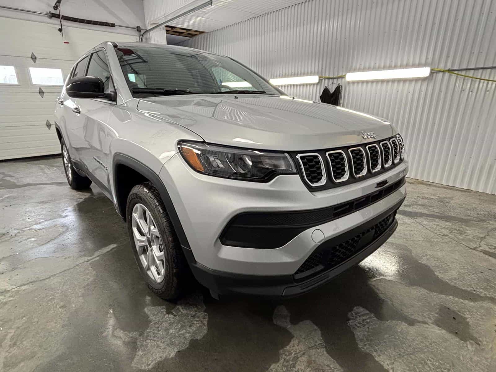 Image 2 Jeep Compass Sport 2026