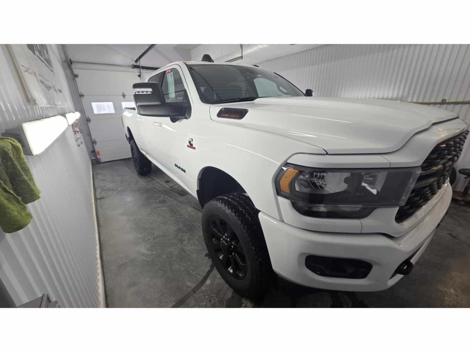 2024 RAM 2500 Big Horn - Image 2