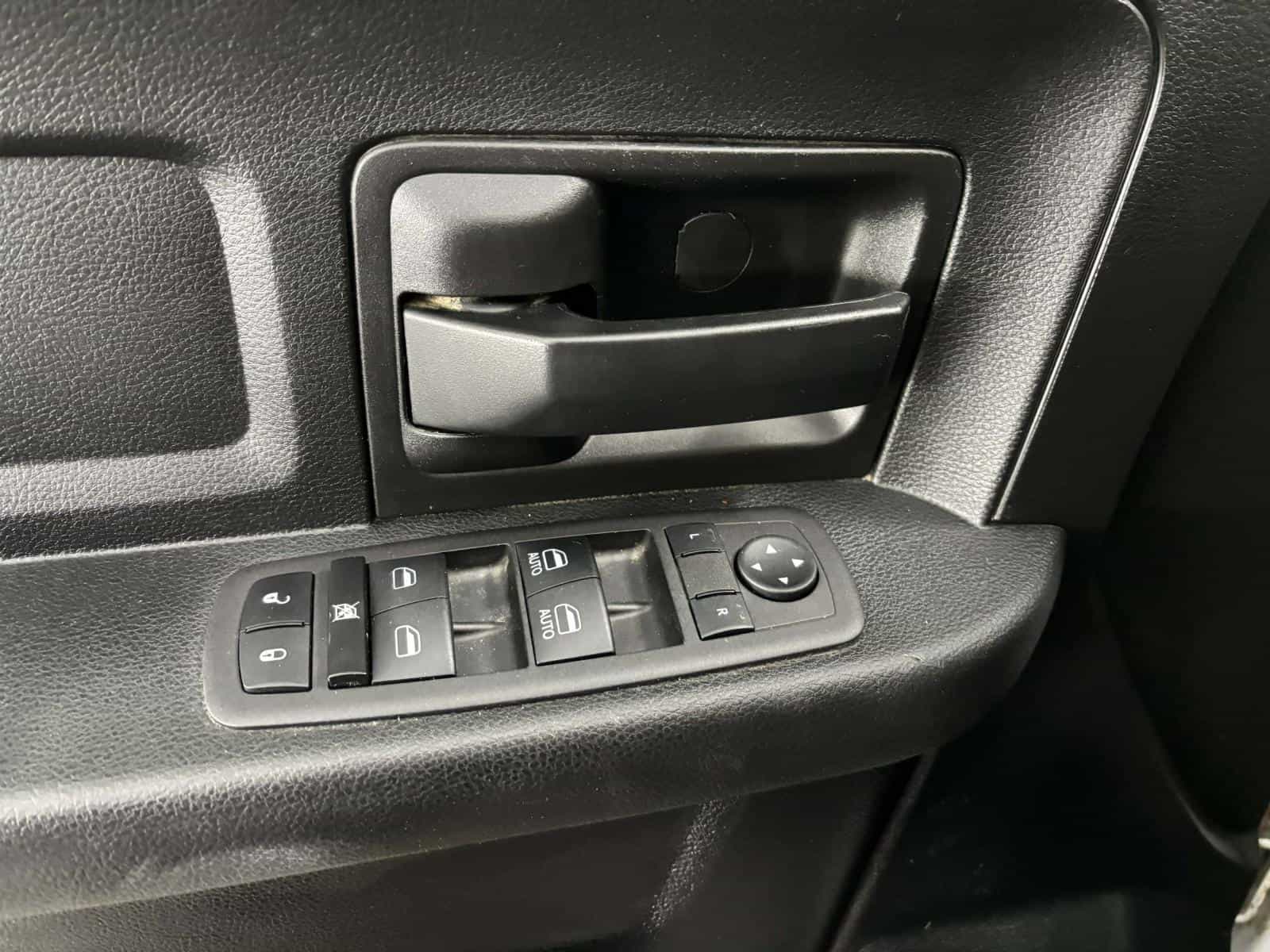 2020 RAM 2500 Tradesman - Image 13