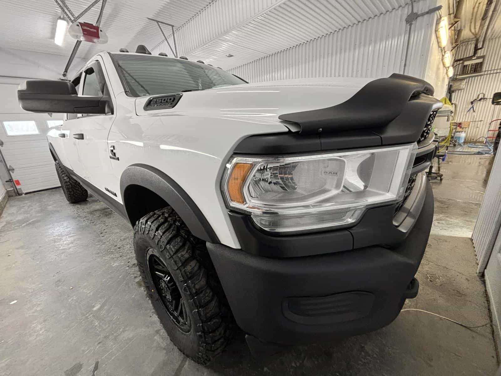 2020 RAM 2500 Tradesman - Image 2