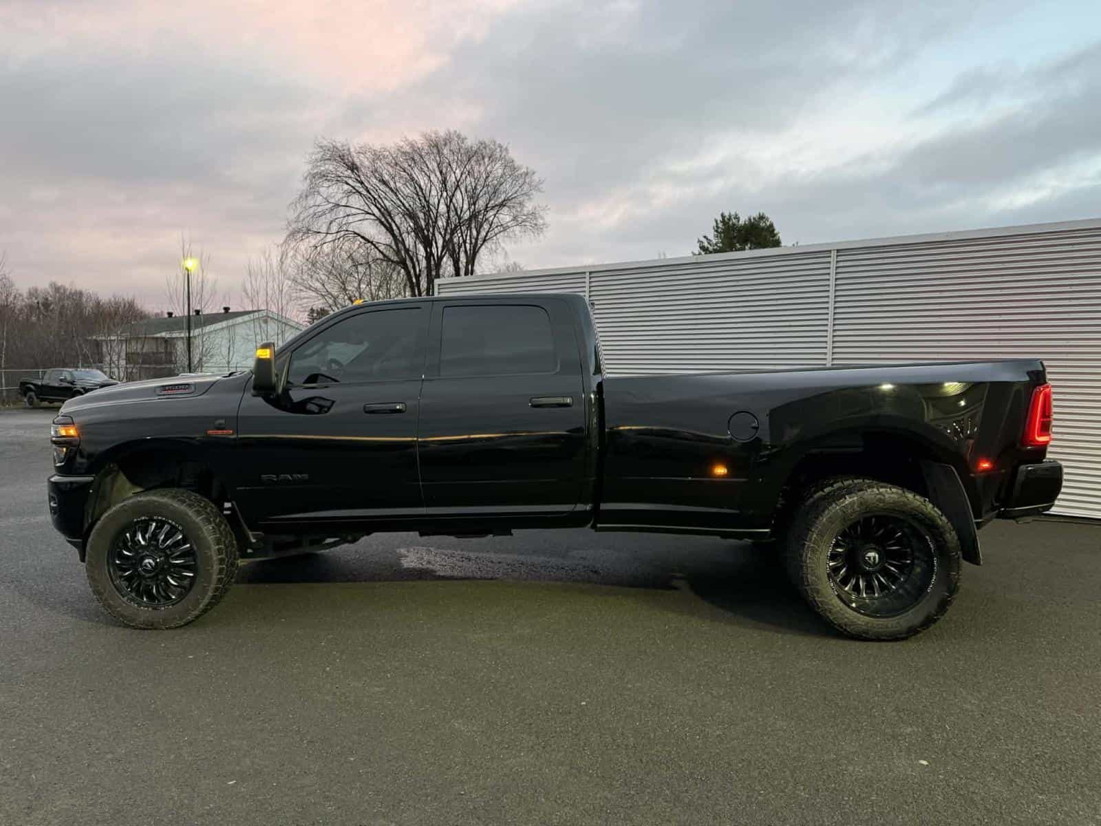 2025 RAM 3500 Big Horn Big Horn - Image 2