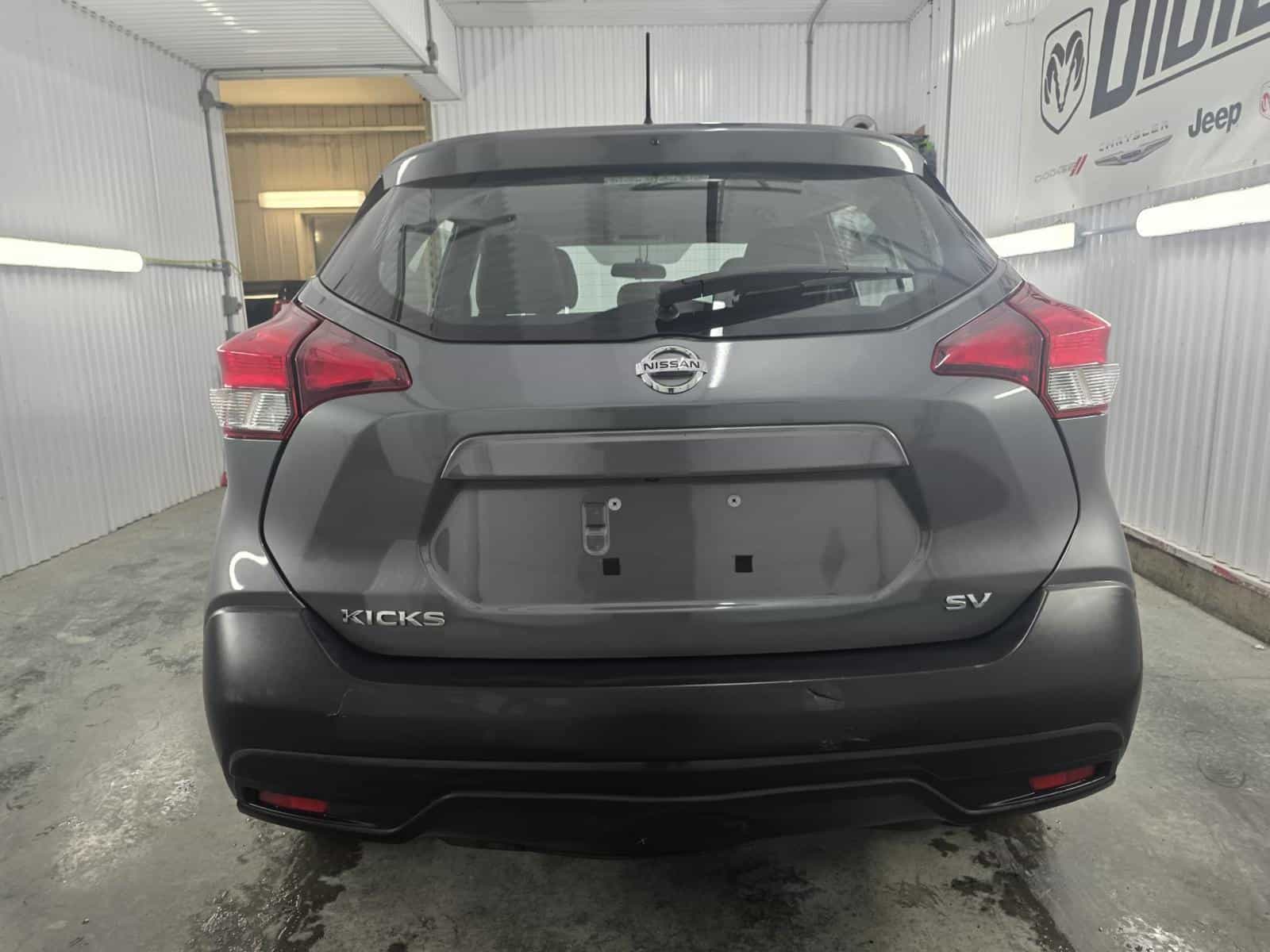 2019 Nissan Kicks SV - Image 4