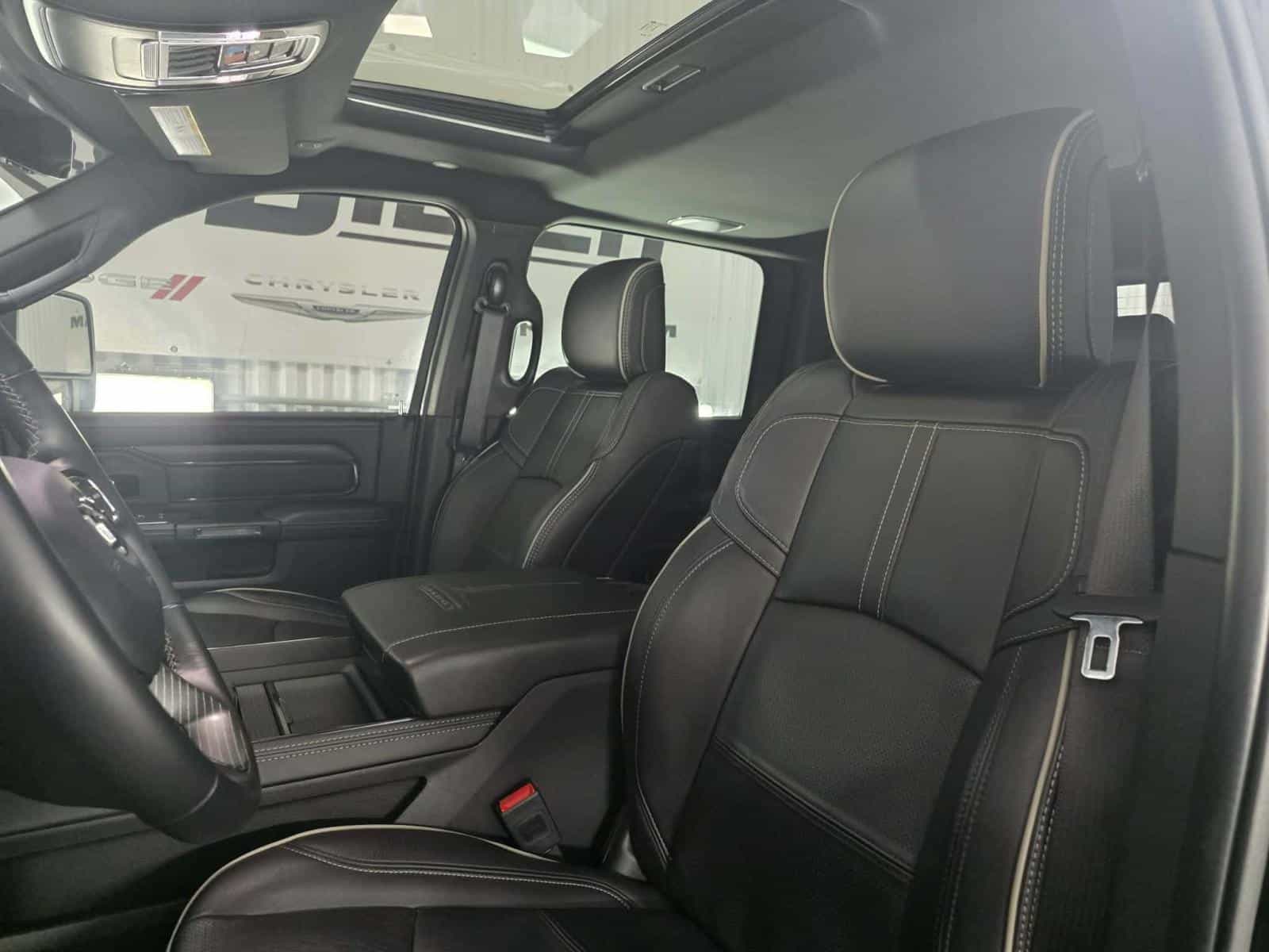 2024 RAM 2500 Limited - Image 9