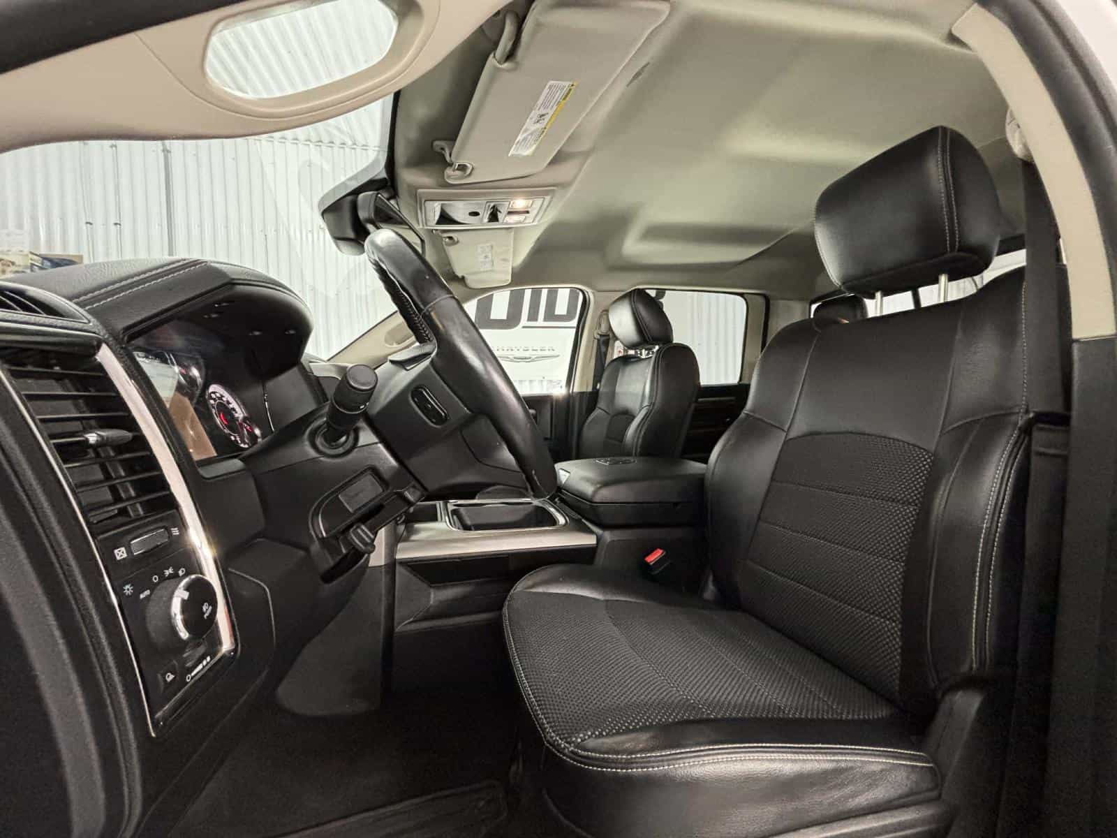 2017 RAM 1500 Sport - Image 6