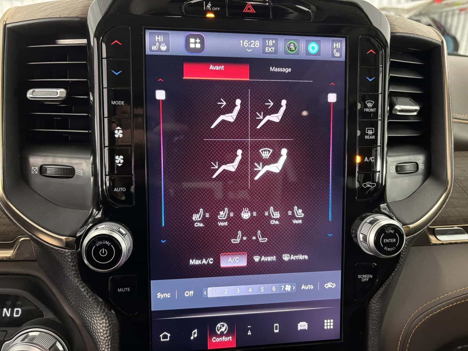 Image 11 RAM 1500 Limited Longhorn 2025