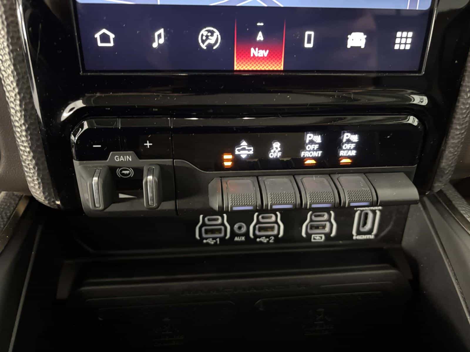 2025 RAM 1500 Limited Longhorn - Image 13