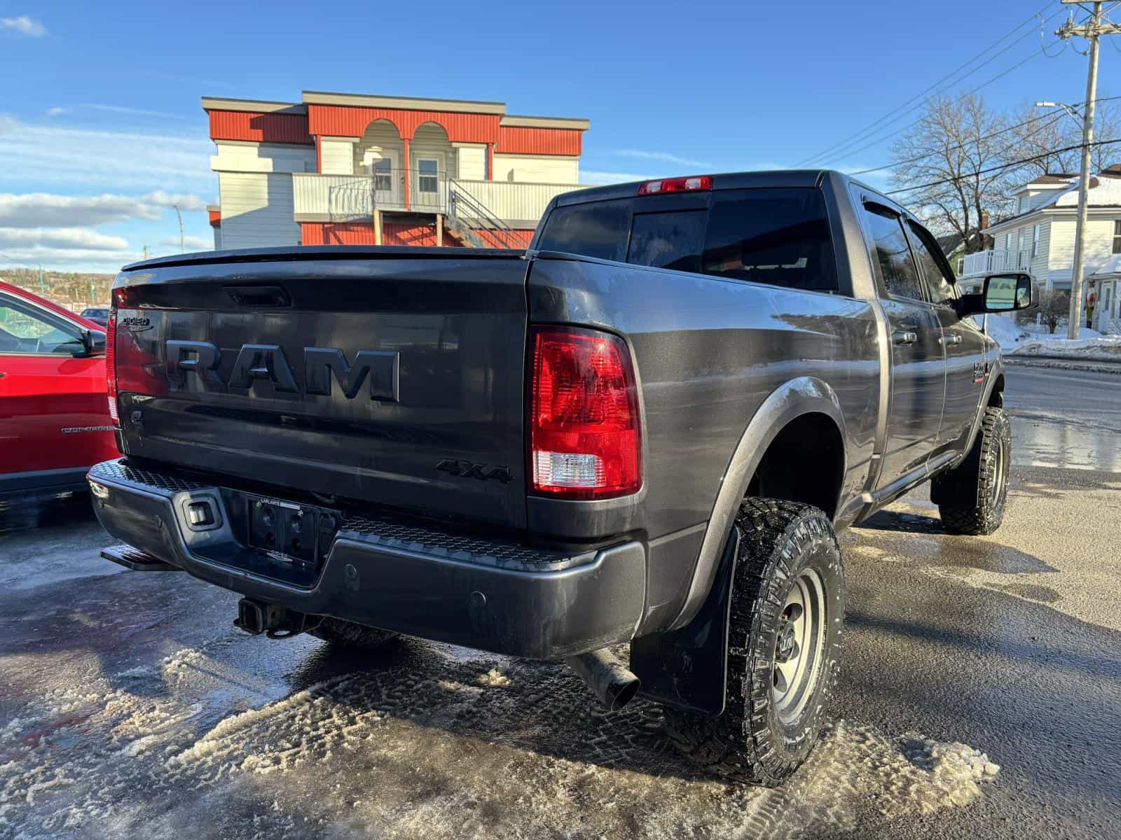 2017 RAM 2500 SLT - Image 2