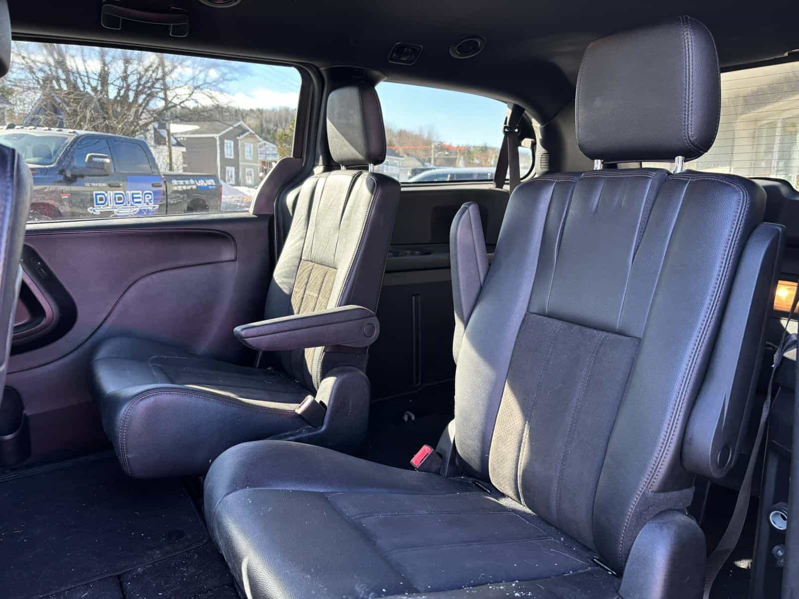 2019 Dodge Grand Caravan SXT - Image 6