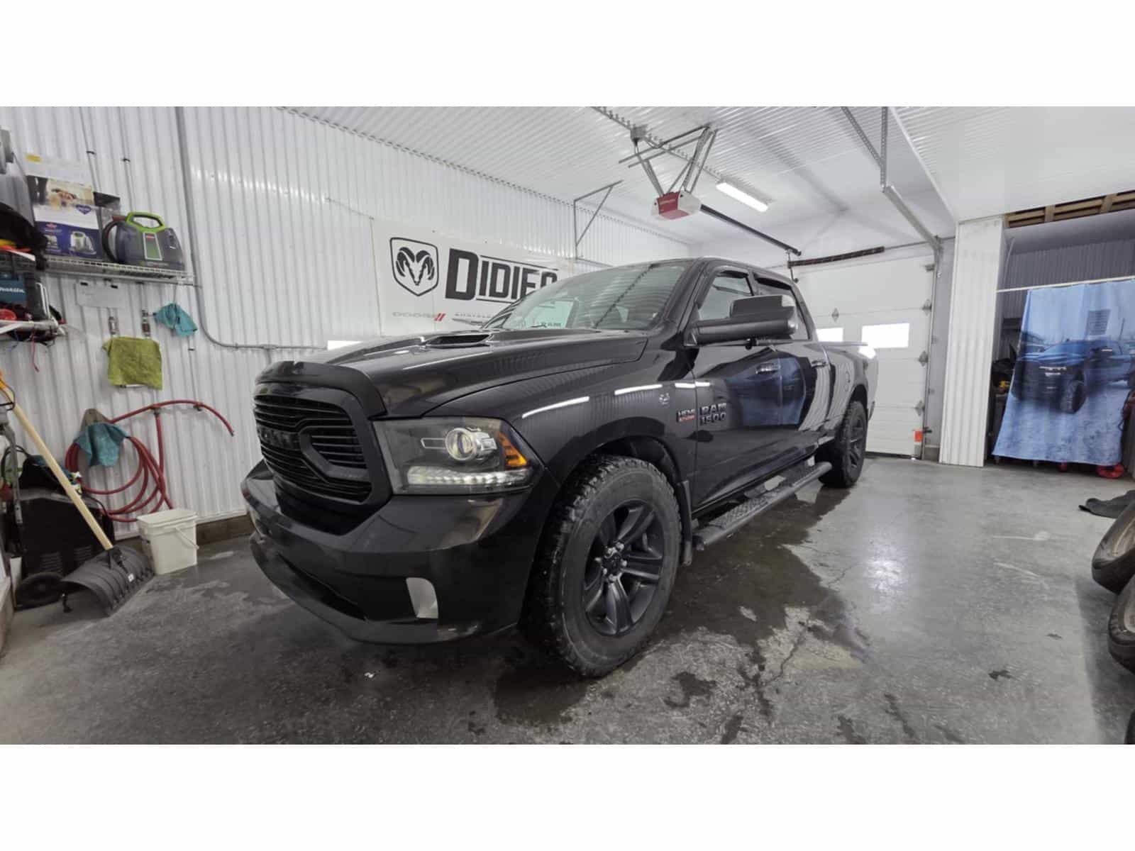 Image 1 RAM 1500 Sport 2018
