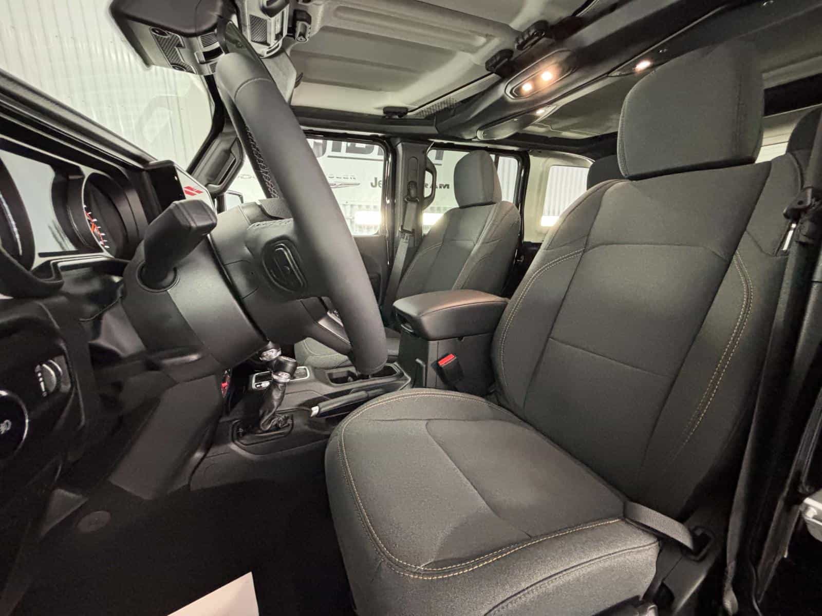 Image 9 Jeep Wrangler 4-Door Willys 2025