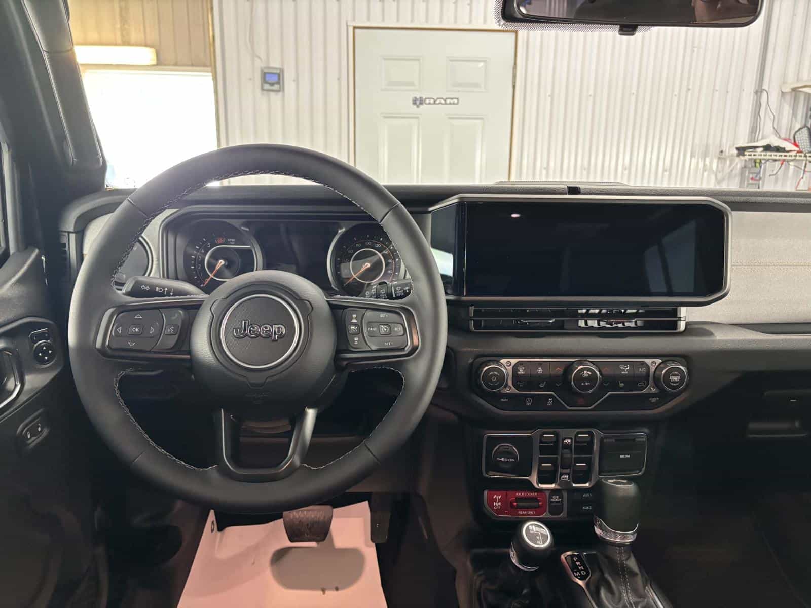 Image 6 Jeep Wrangler 4-Door Willys 2025