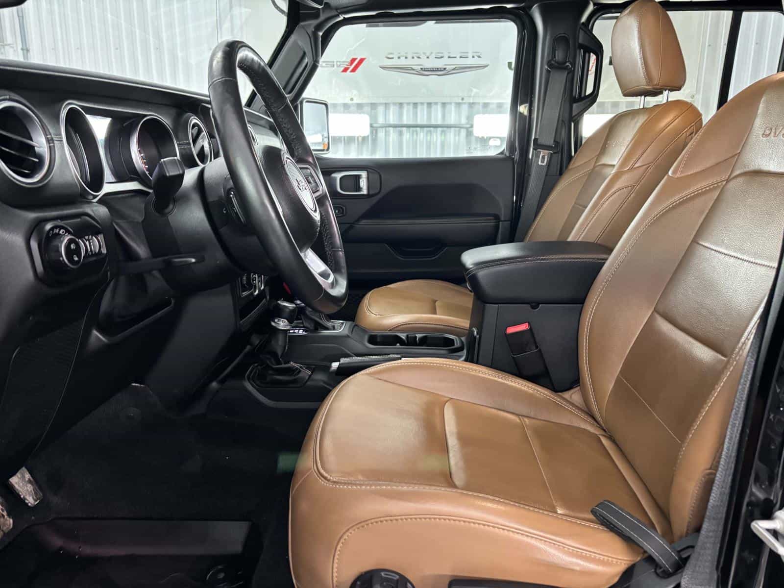 2021 Jeep Gladiator Overland - Image 8