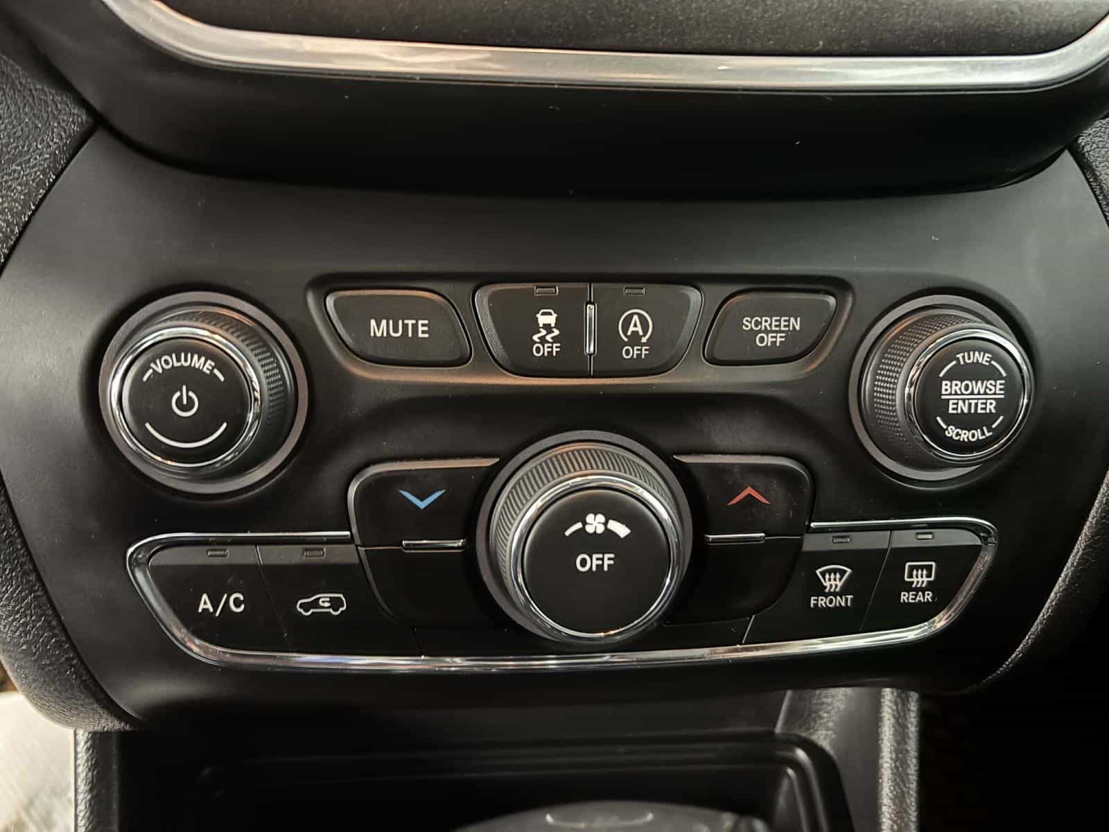 Image 11 Jeep Cherokee Trailhawk 2020