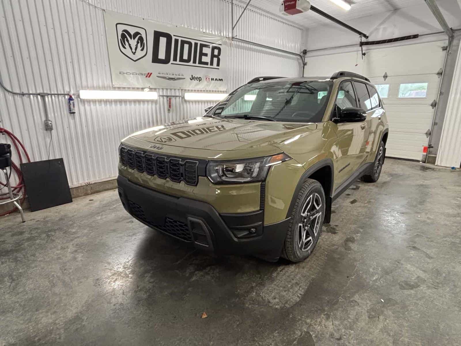2026 Jeep Cherokee Laredo - Image 1