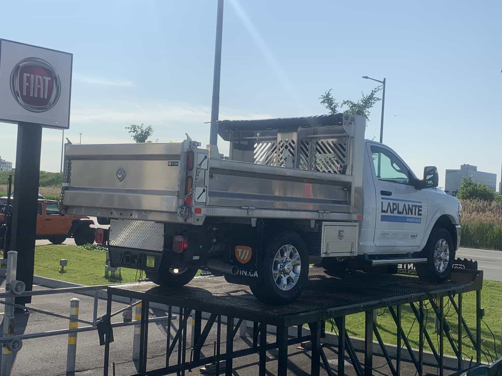 Image 2 RAM Chassis Cab 3500 Chassis Cab Tradesman 2024