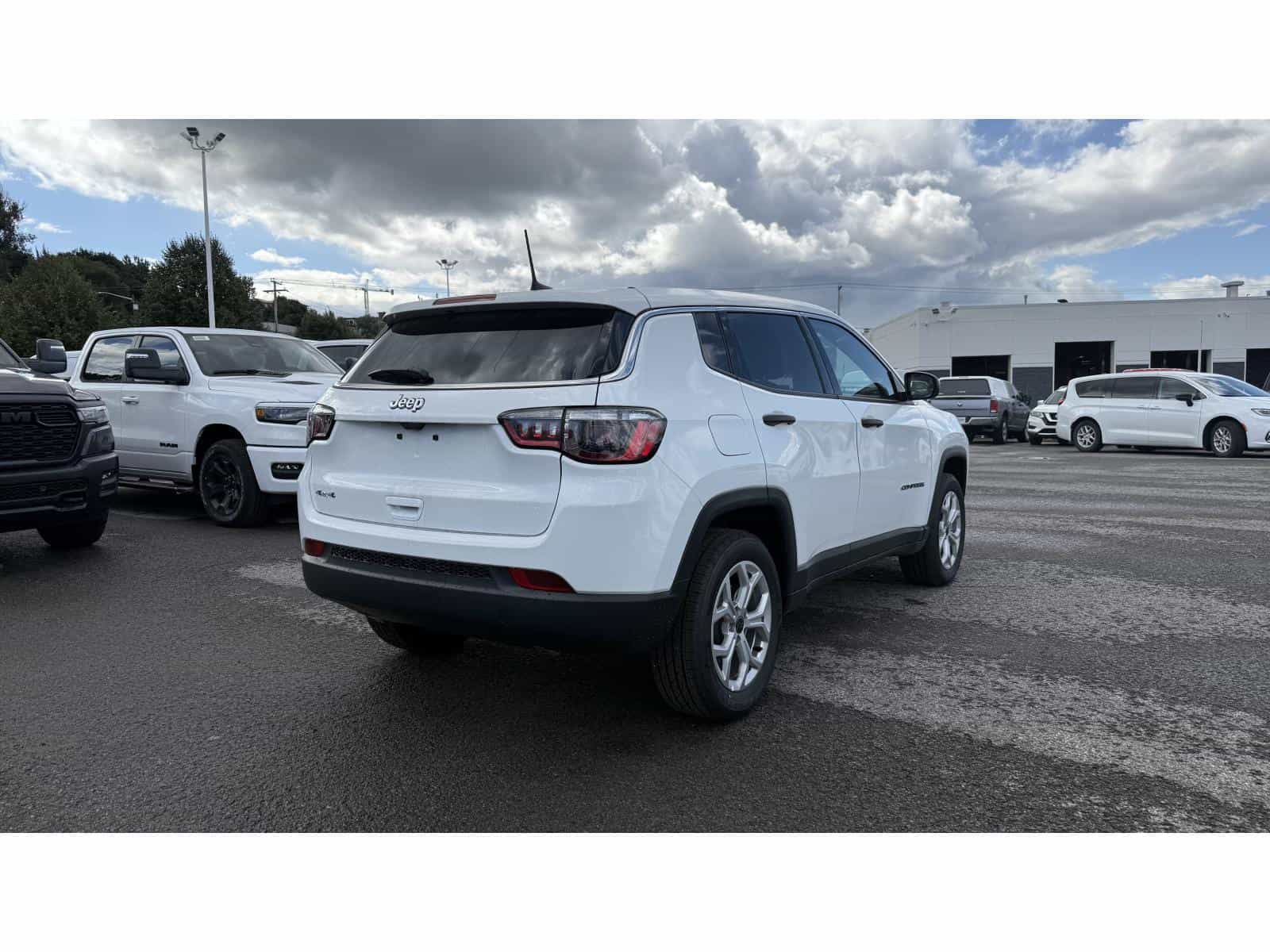 Image 5 Jeep Compass Sport 2025