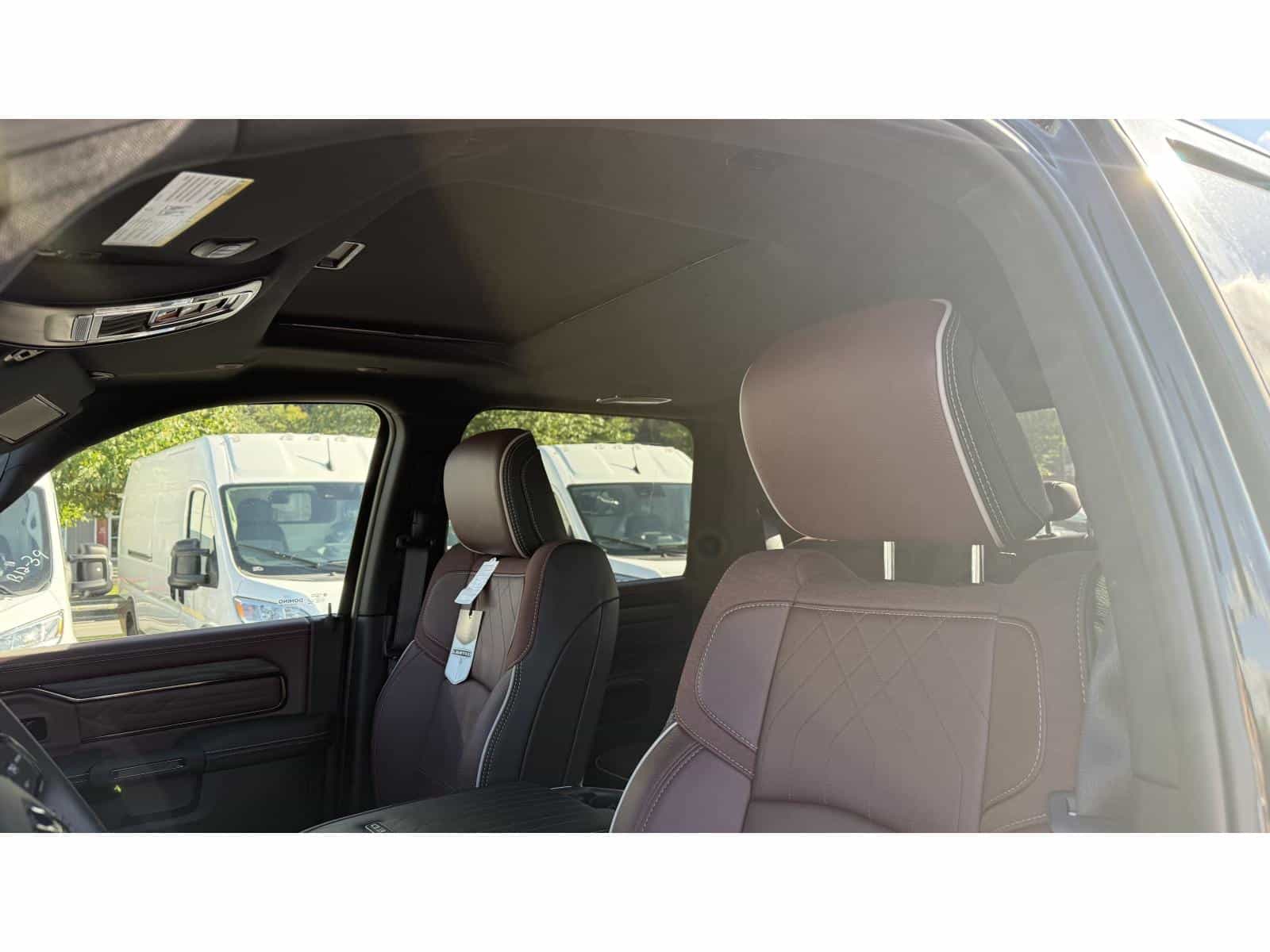 2025 RAM 2500 Limited - Image 11