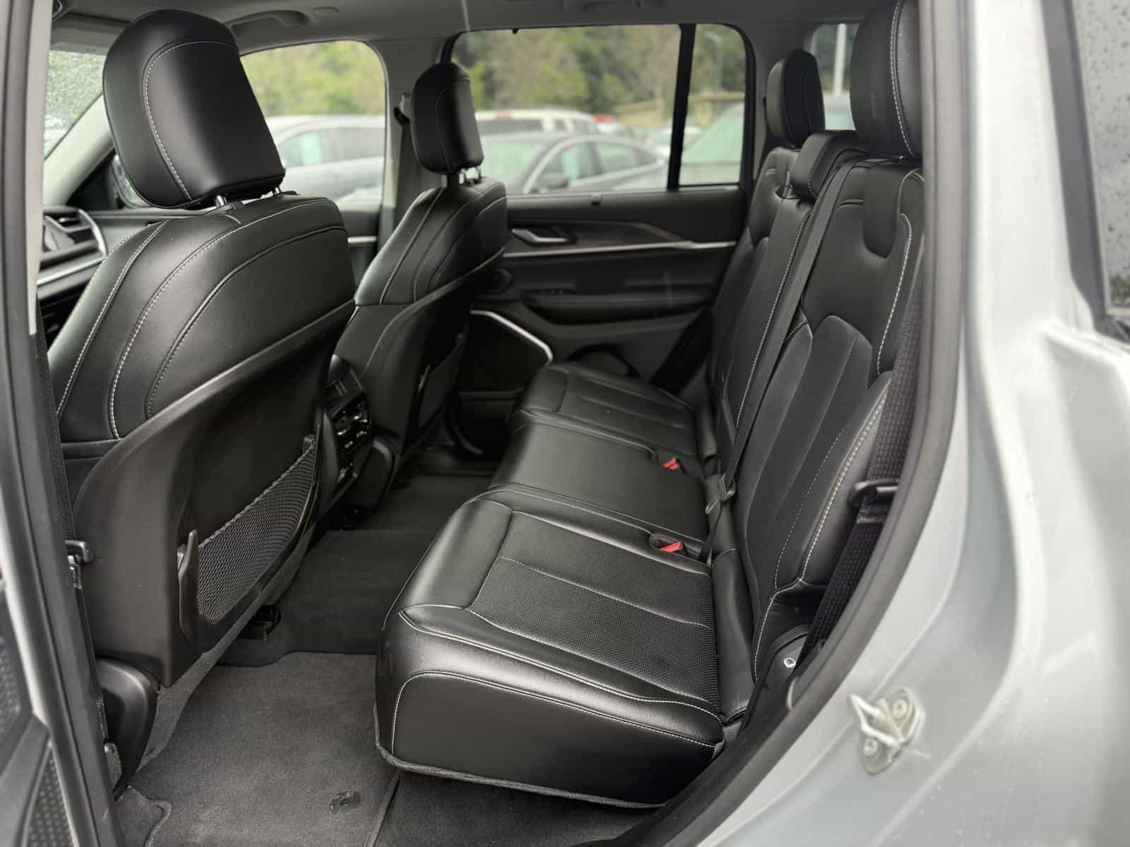 2023 Jeep Grand Cherokee Limited 4Xe Base 4XE - Image 13