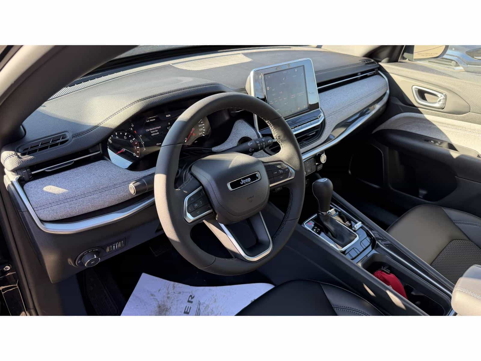 2026 Jeep Compass North - Image 9