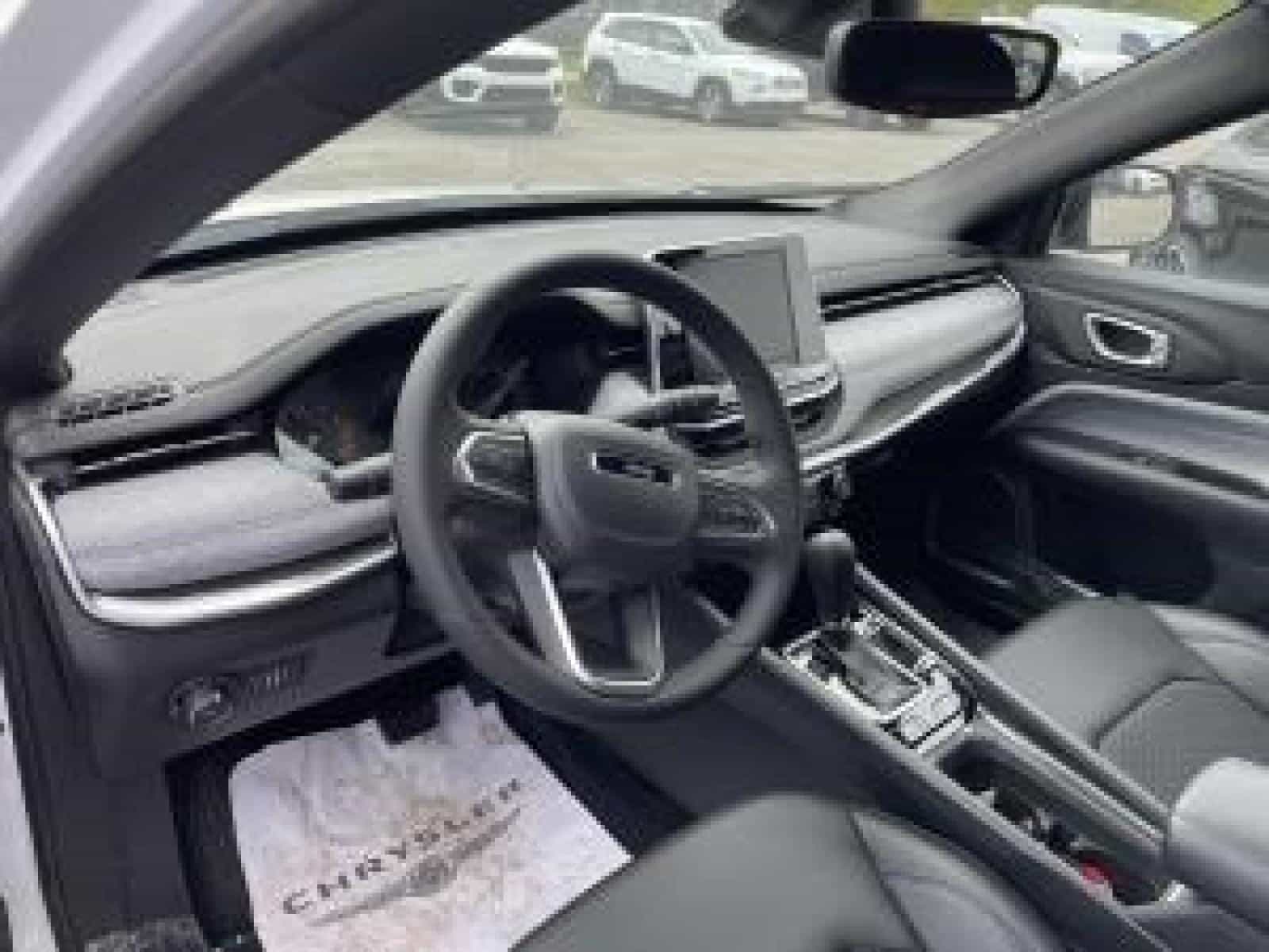 2026 Jeep Compass North - Image 8