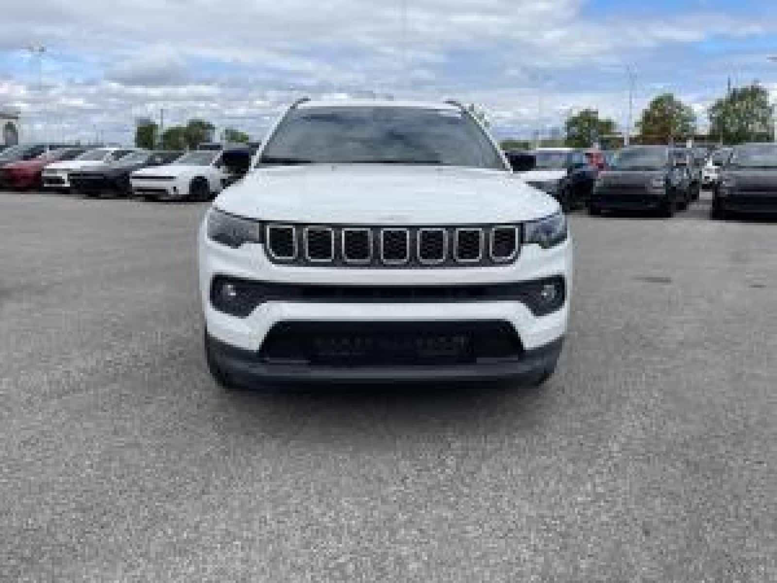 2026 Jeep Compass North - Image 3