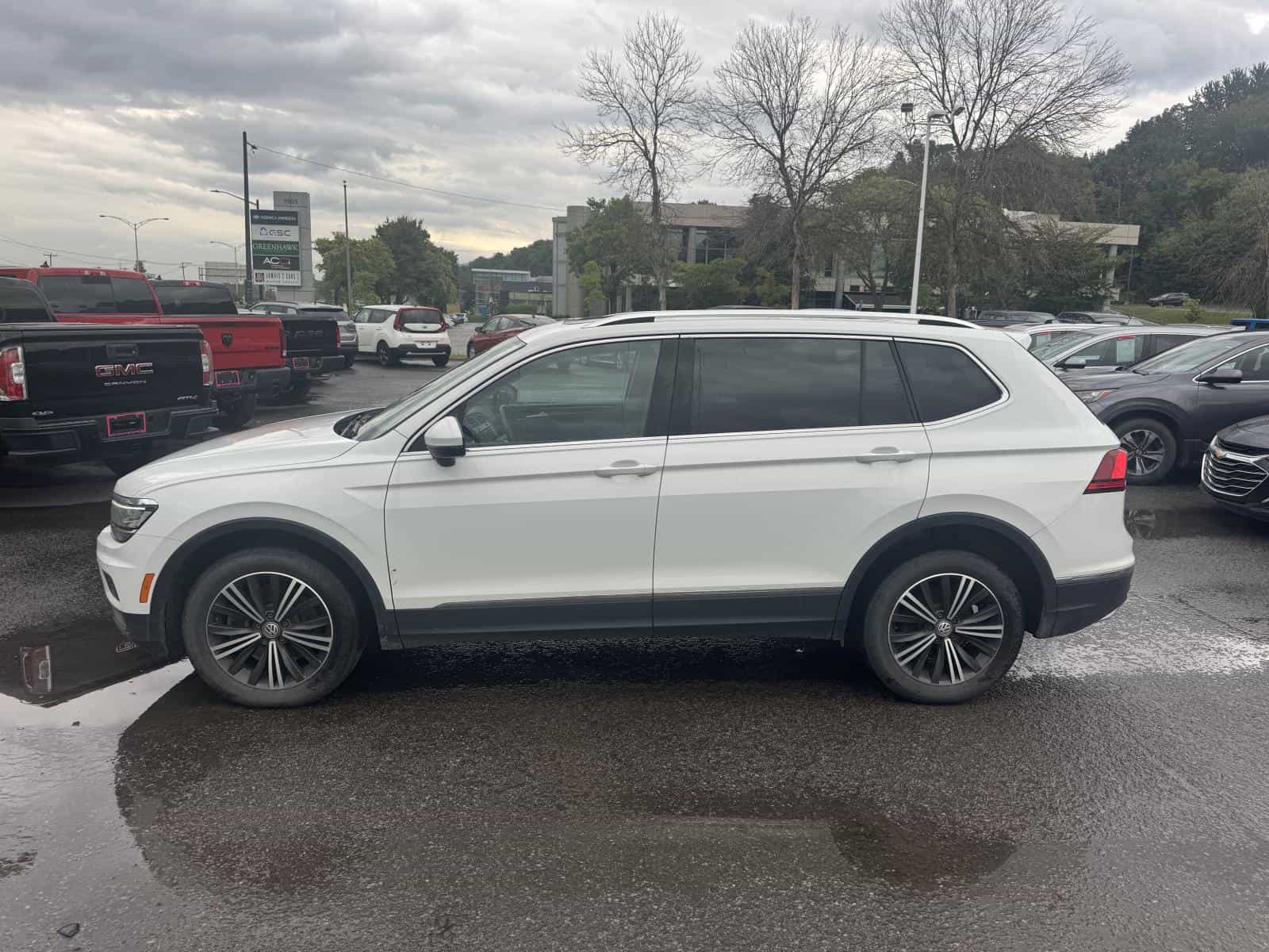 2018 Volkswagen Tiguan Sel Premium Highline - Image 2