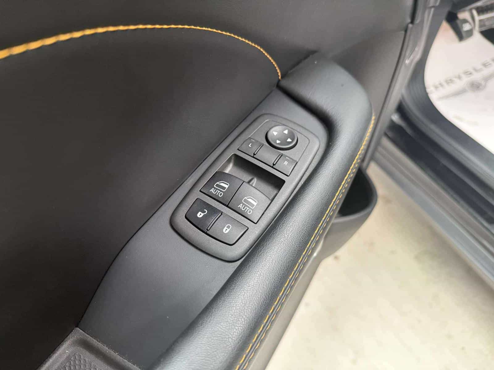 2023 Dodge Challenger R/T Scat Pack Widebody Scat Pack 392 - Image 10