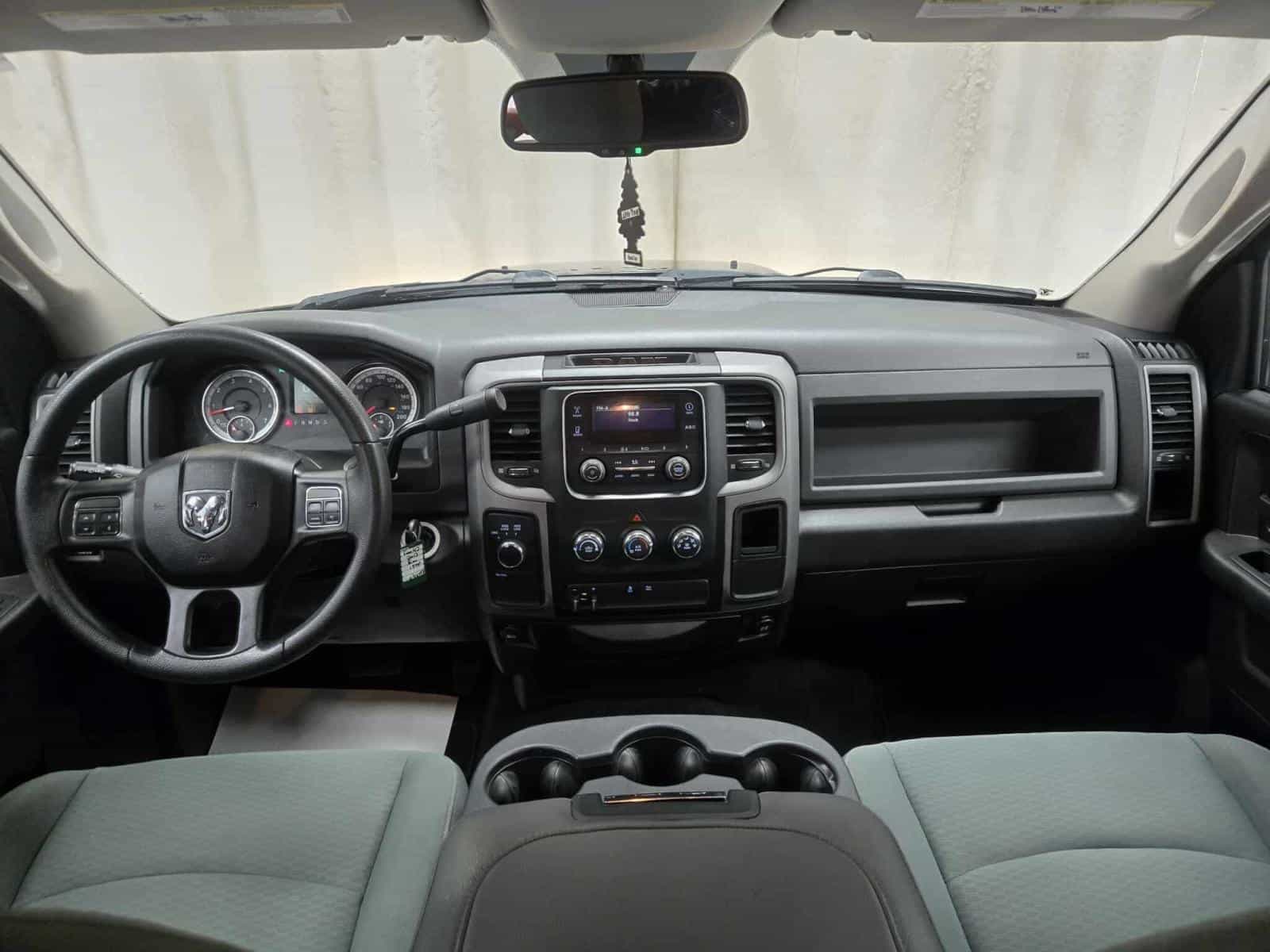 2017 RAM 1500 SXT - Image 8
