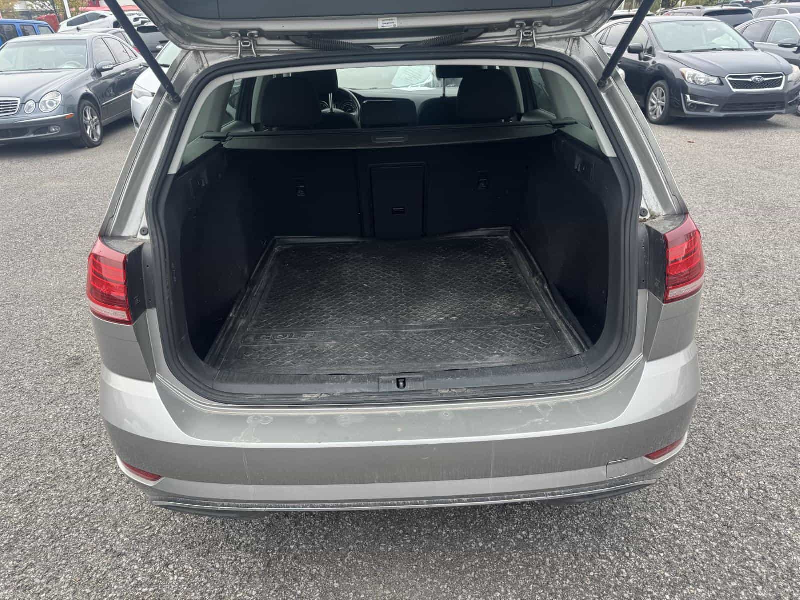 2018 Volkswagen Golf Sportwagen S/4Motion Comfortline - Image 8