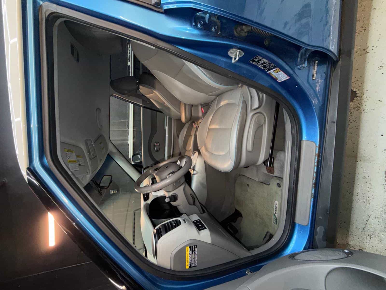 2016 Kia Soul Ev + EV Luxury - Image 2