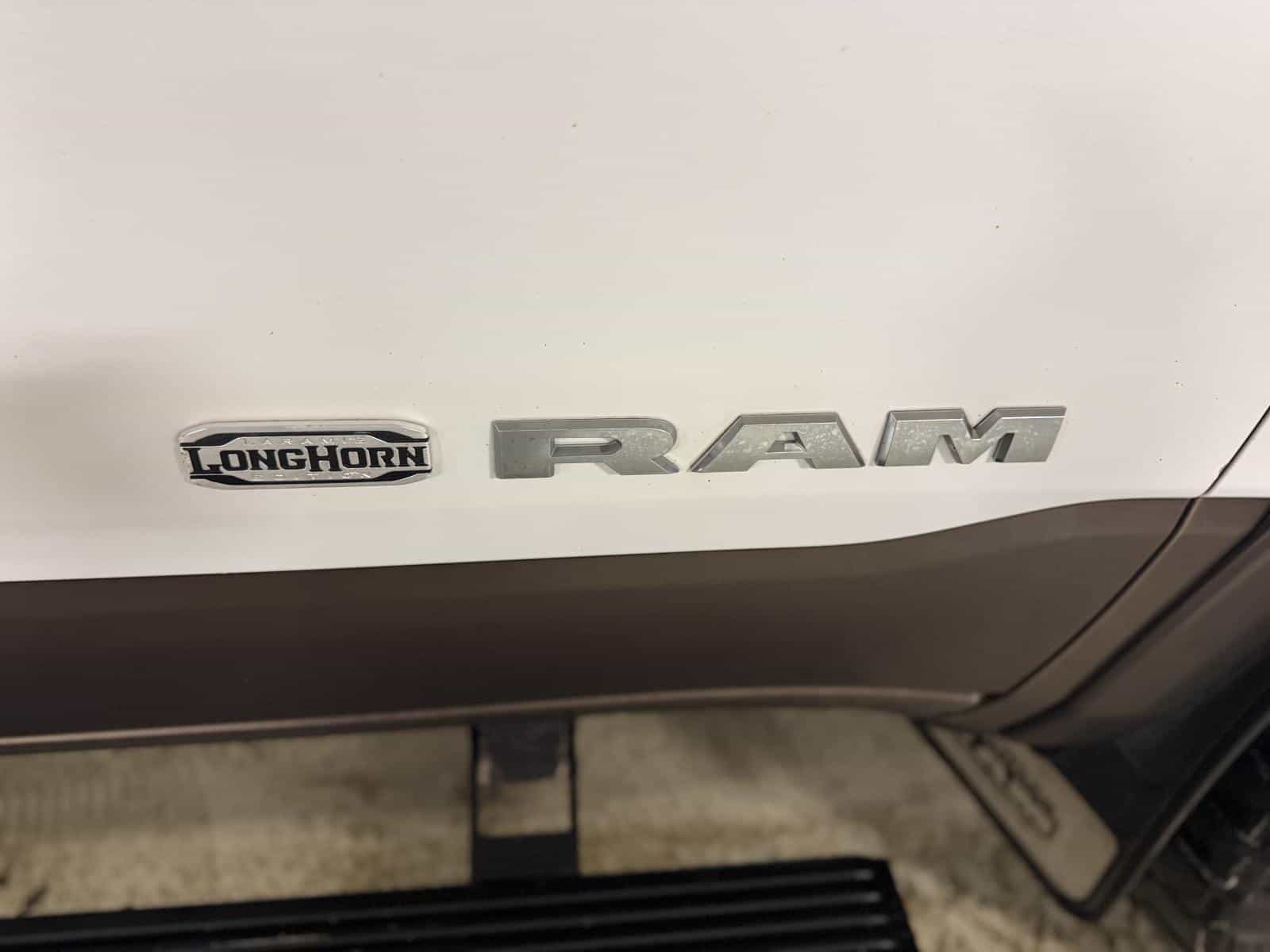 2019 RAM 1500 Longhorn Laramie Longhorn - Image 4