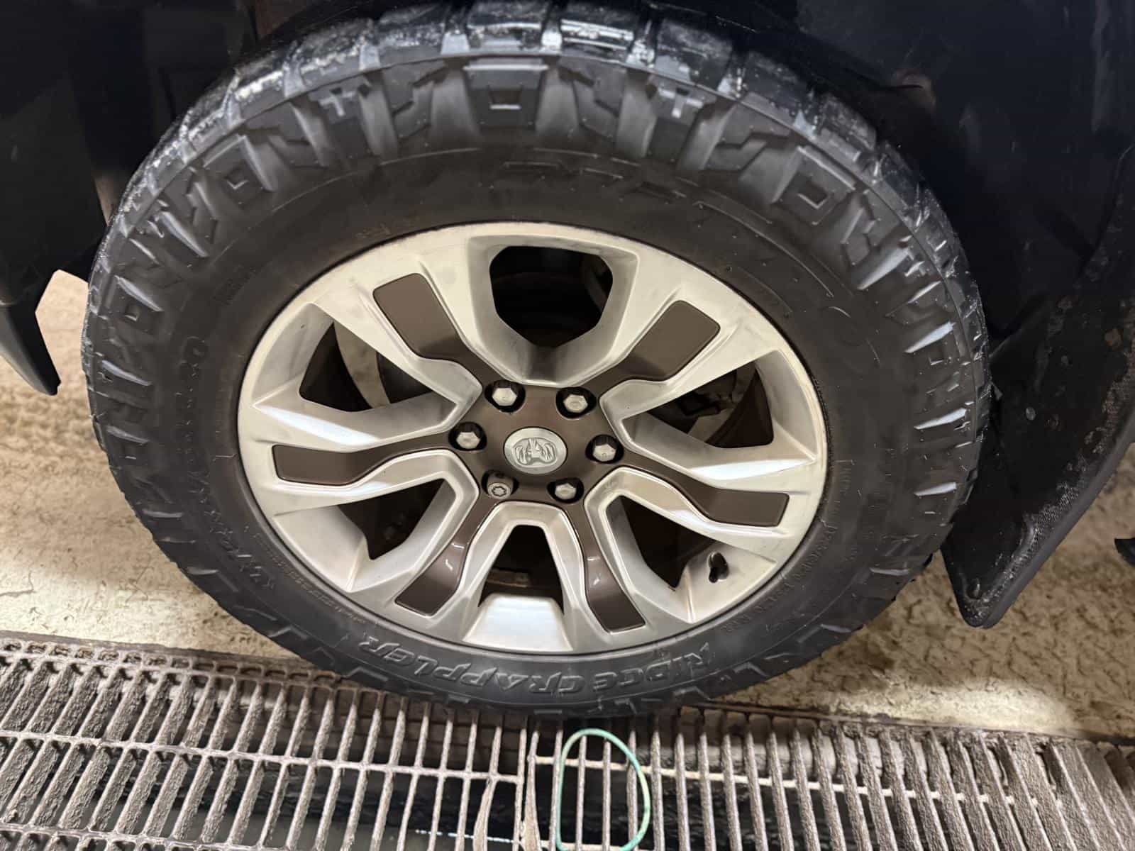 2019 RAM 1500 Laramie Longhorn - Image 9