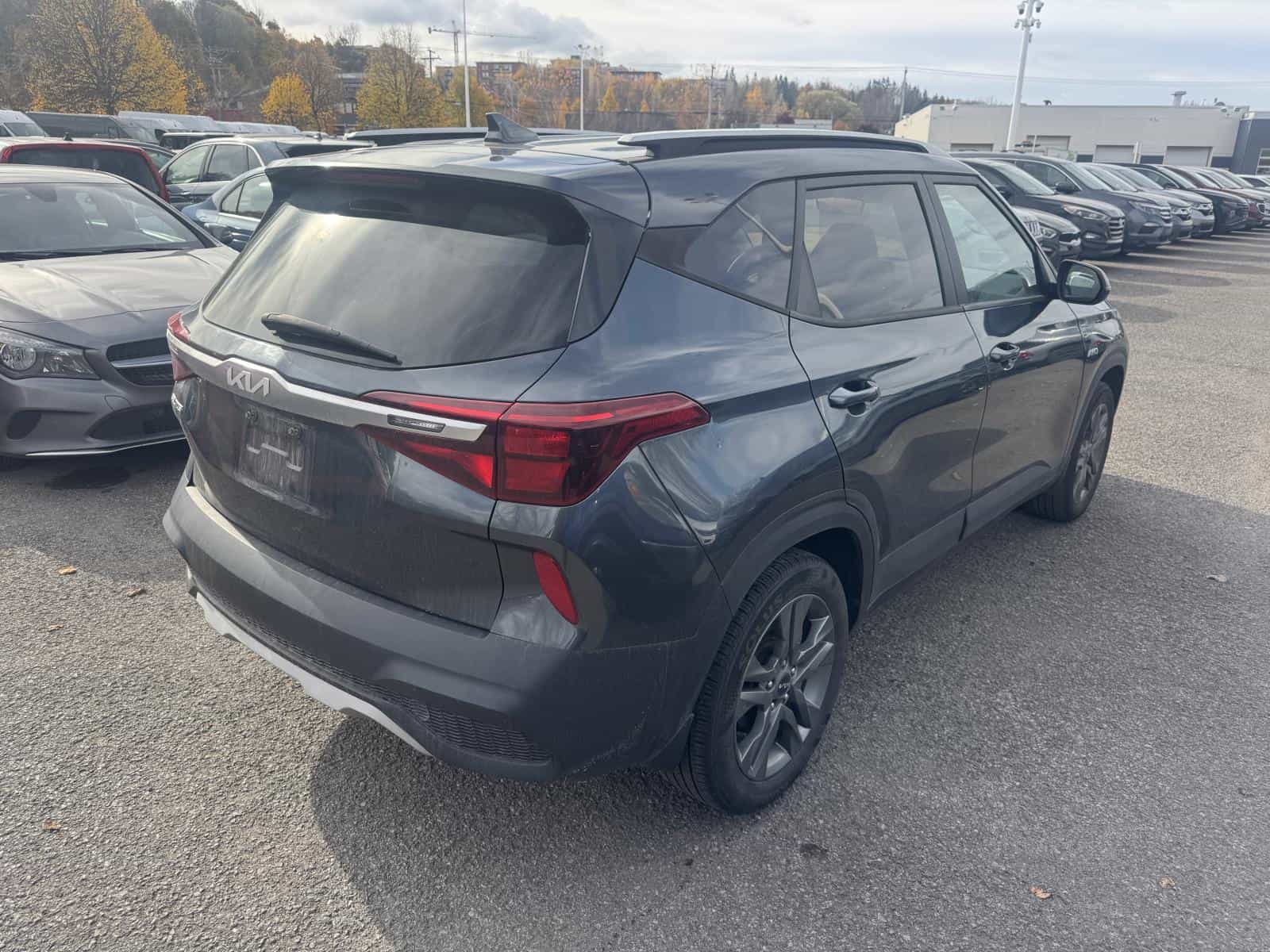 2022 Kia Seltos - Image 3