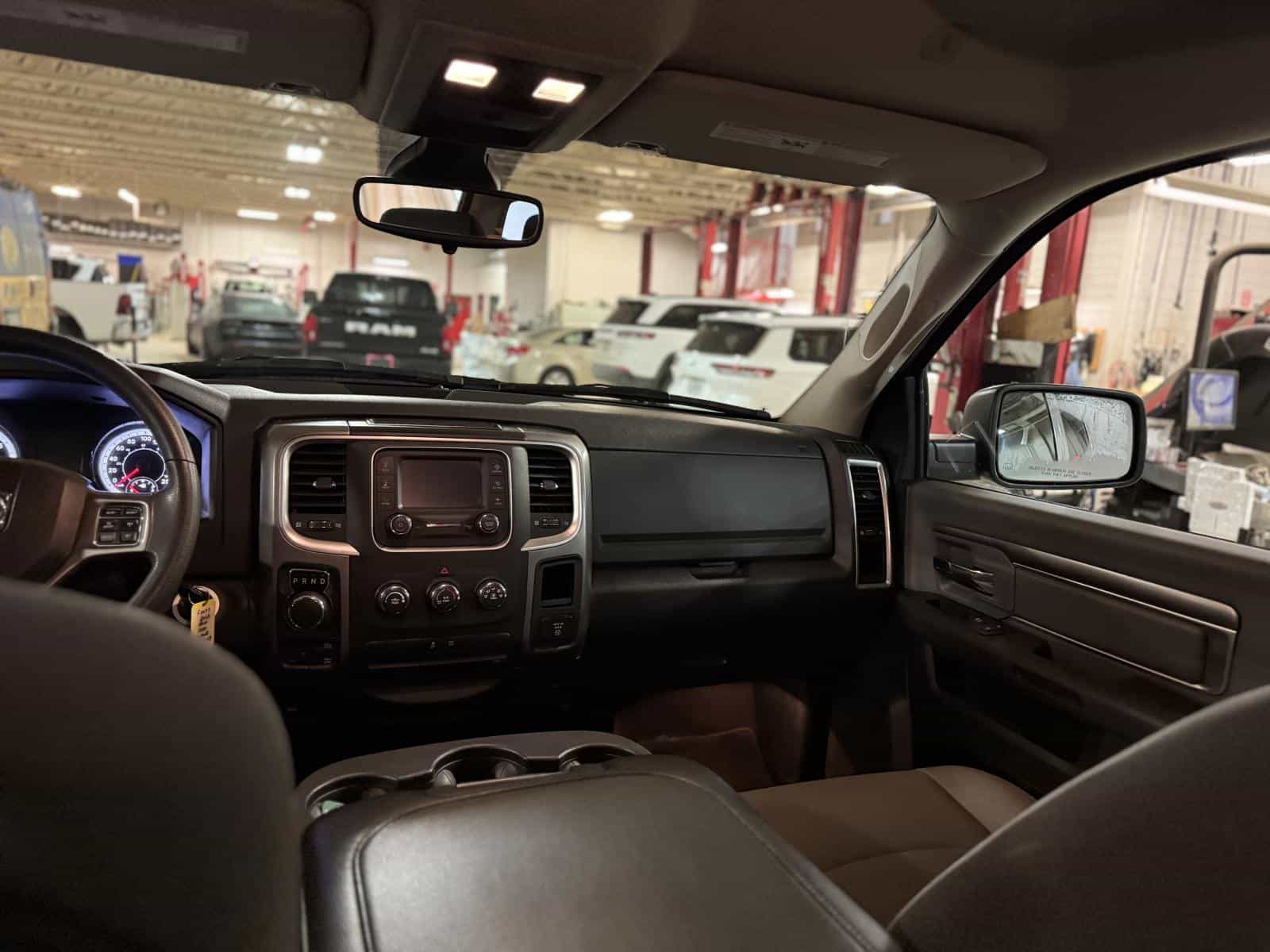 2023 RAM 1500 Classic SLT - Image 11