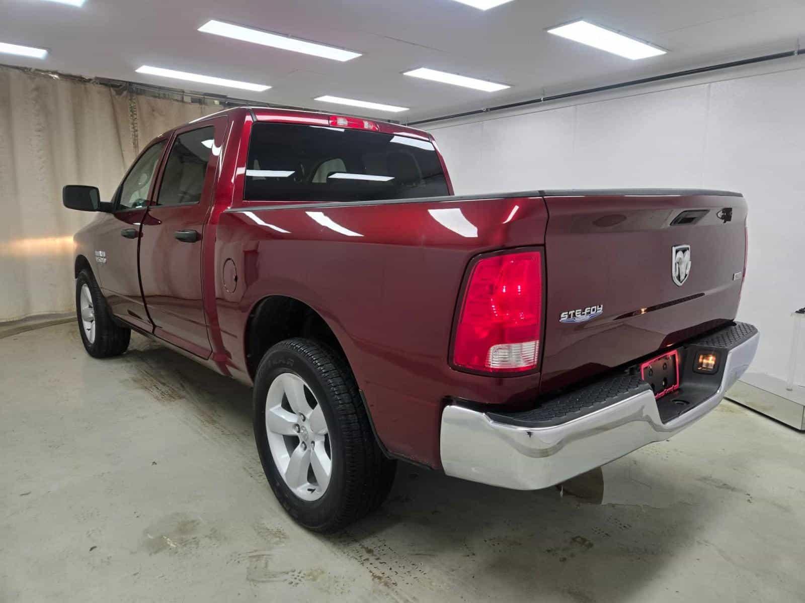 2023 RAM 1500 CLASSIC SLT SLT - Image 7