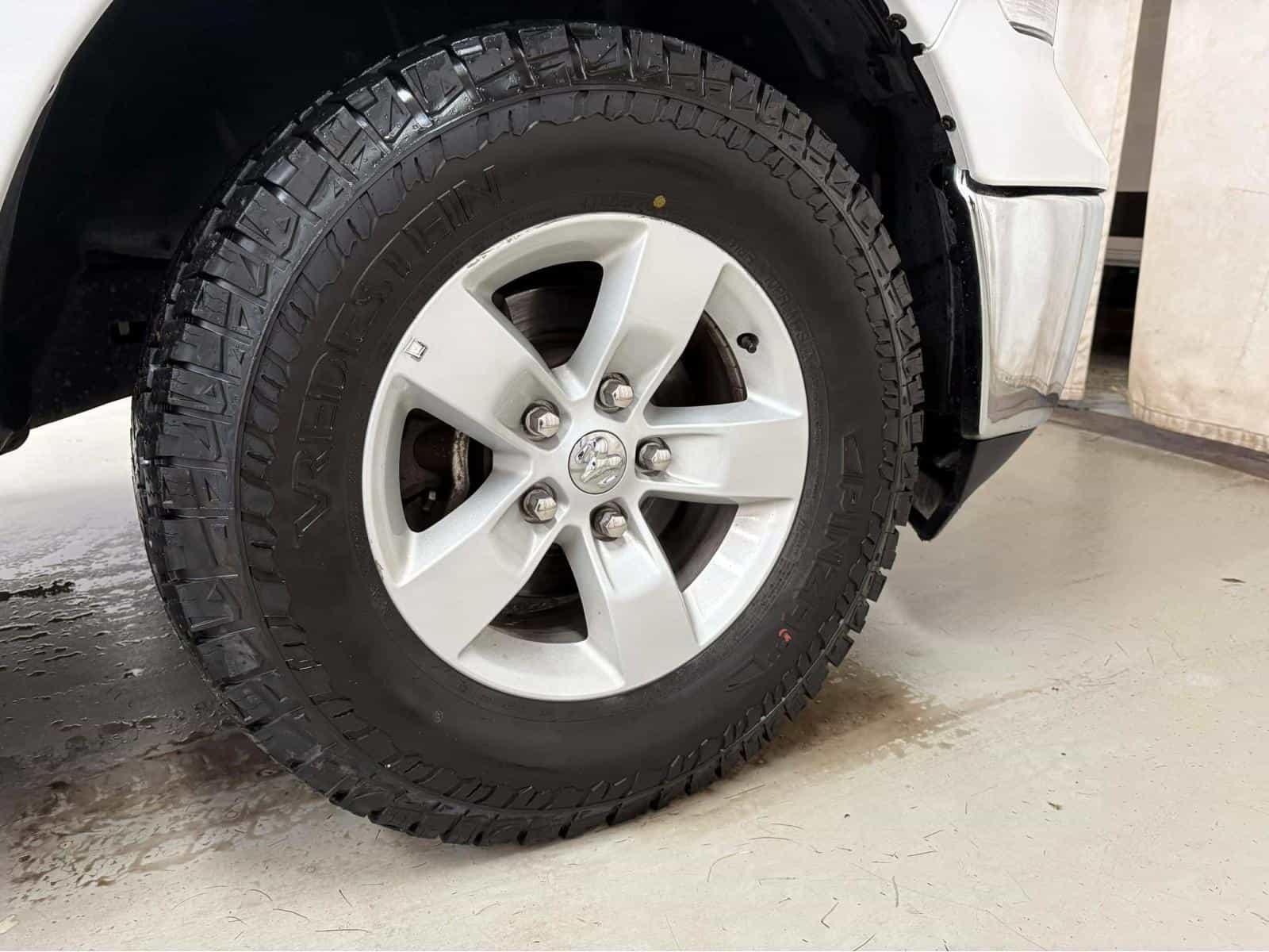 2022 RAM 1500 CLASSIC SLT SLT - Image 7