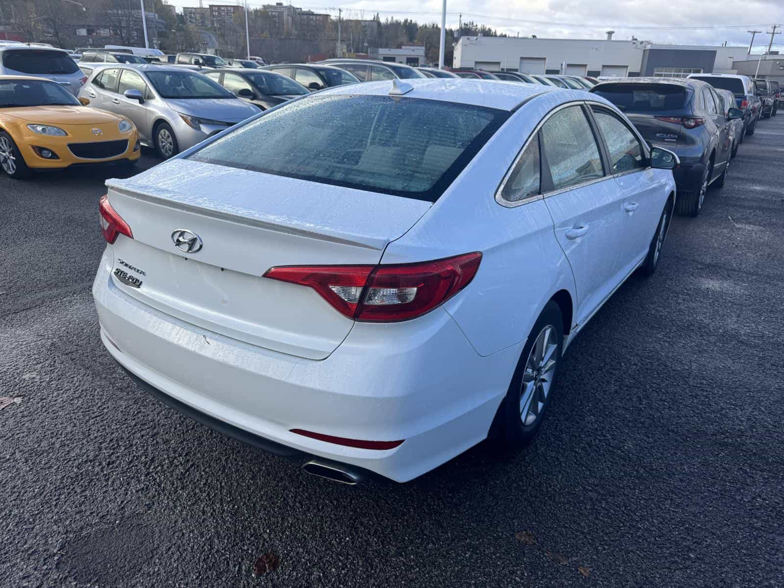 2015 Hyundai Sonata Se GL - Image 3