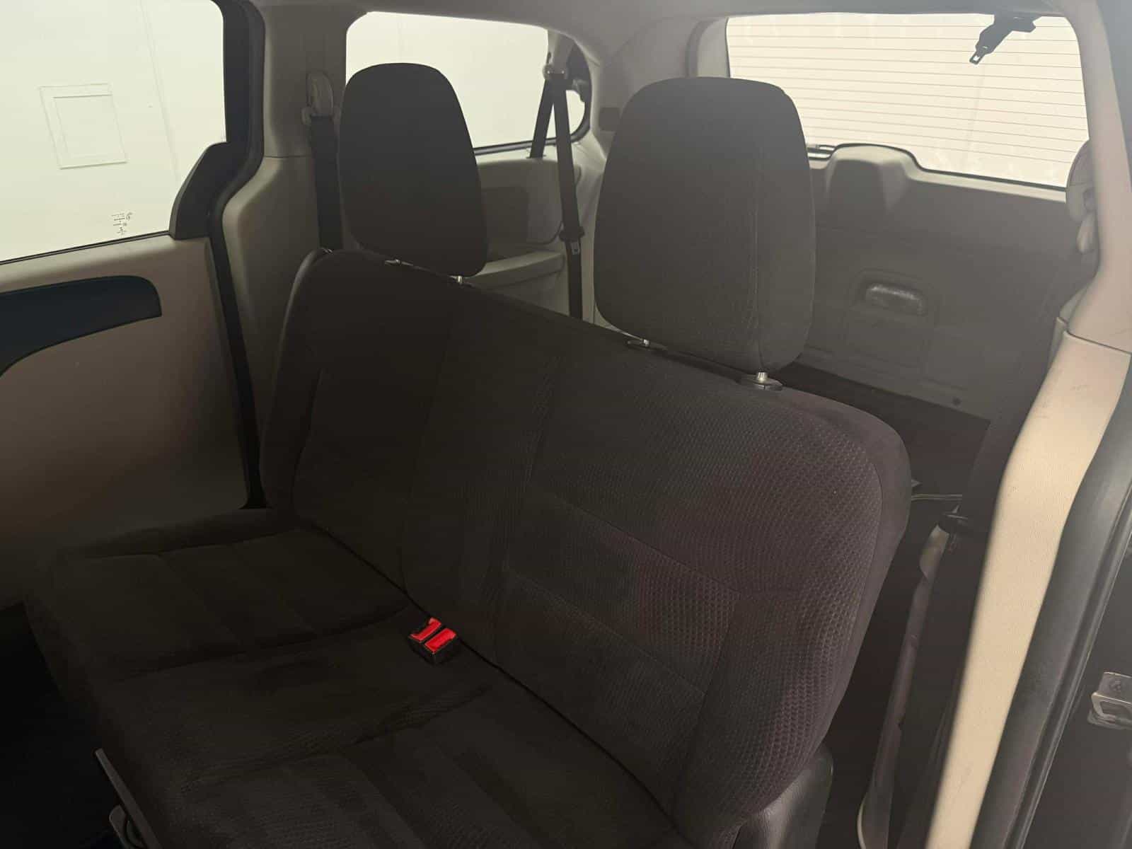 2014 Dodge Grand Caravan SE - Image 7