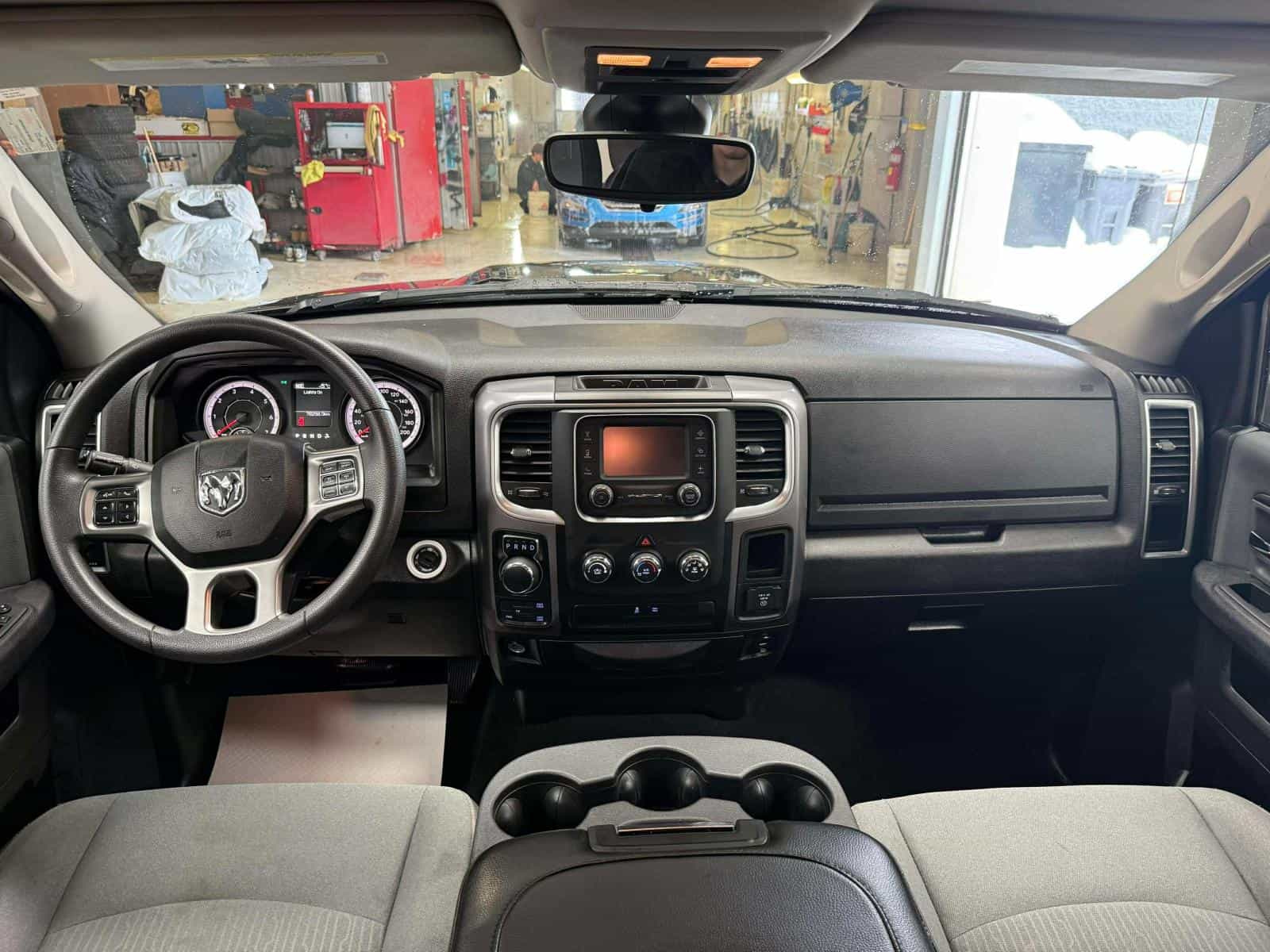 2023 RAM 1500 Classic SLT - Image 10