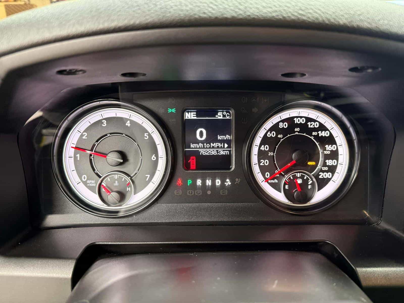 2023 RAM 1500 CLASSIC SLT SLT - Image 11