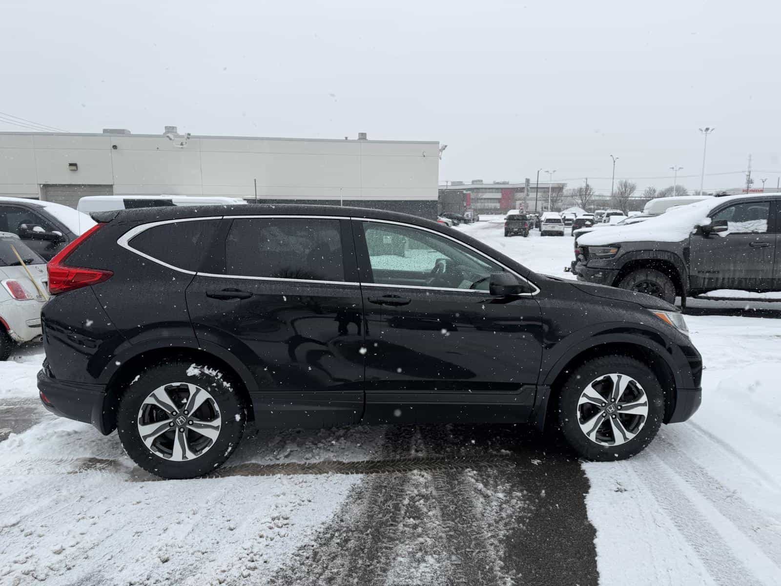 2018 Honda CR-V LX - Image 6
