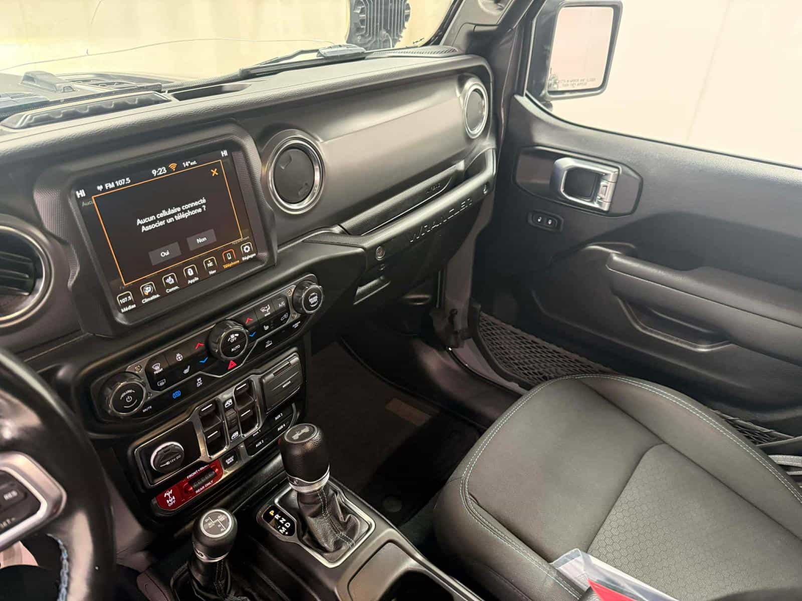 2022 Jeep Wrangler Ultd Rubicon 4XE - Image 10