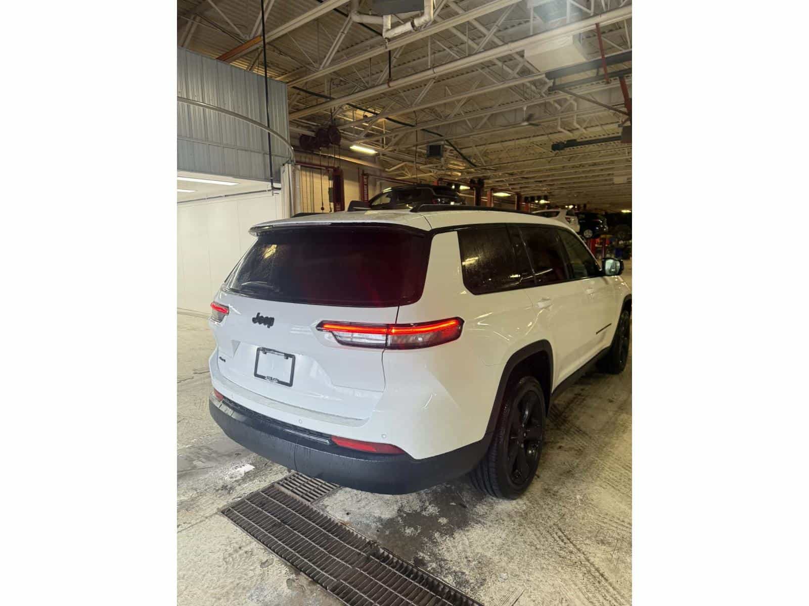 Image 8 Jeep Grand Cherokee L Altitude 2025