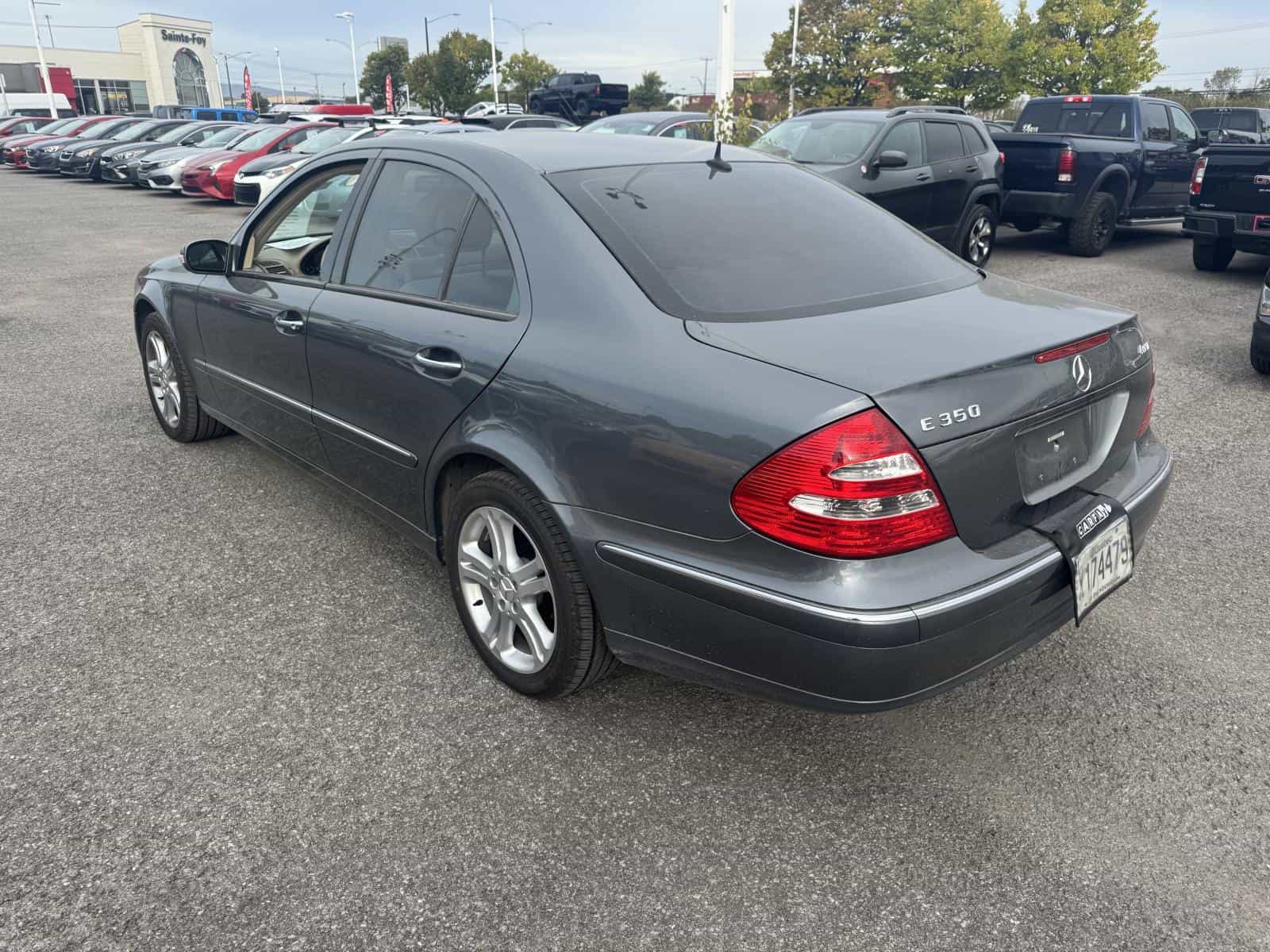 2006 Mercedes-Benz E350 4Matic E350W - Image 2