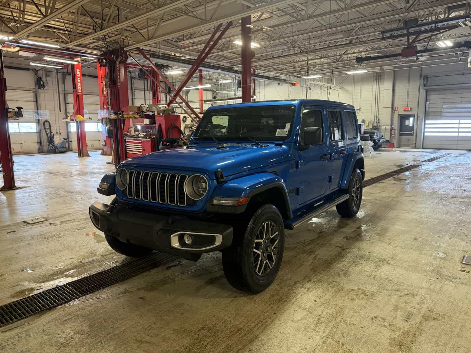 Image 1 Jeep Wrangler 4 Door Sahara 2026