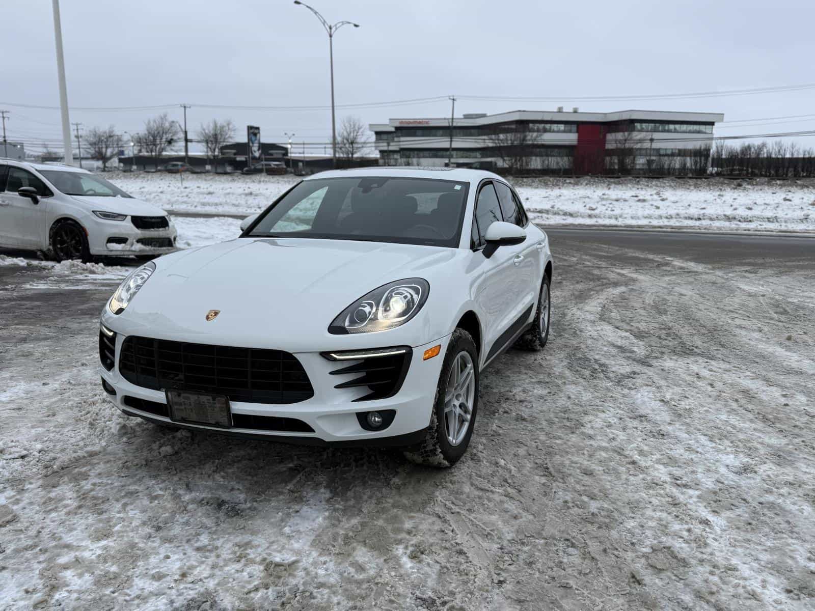 2018 Porsche Macan Base - Image 1