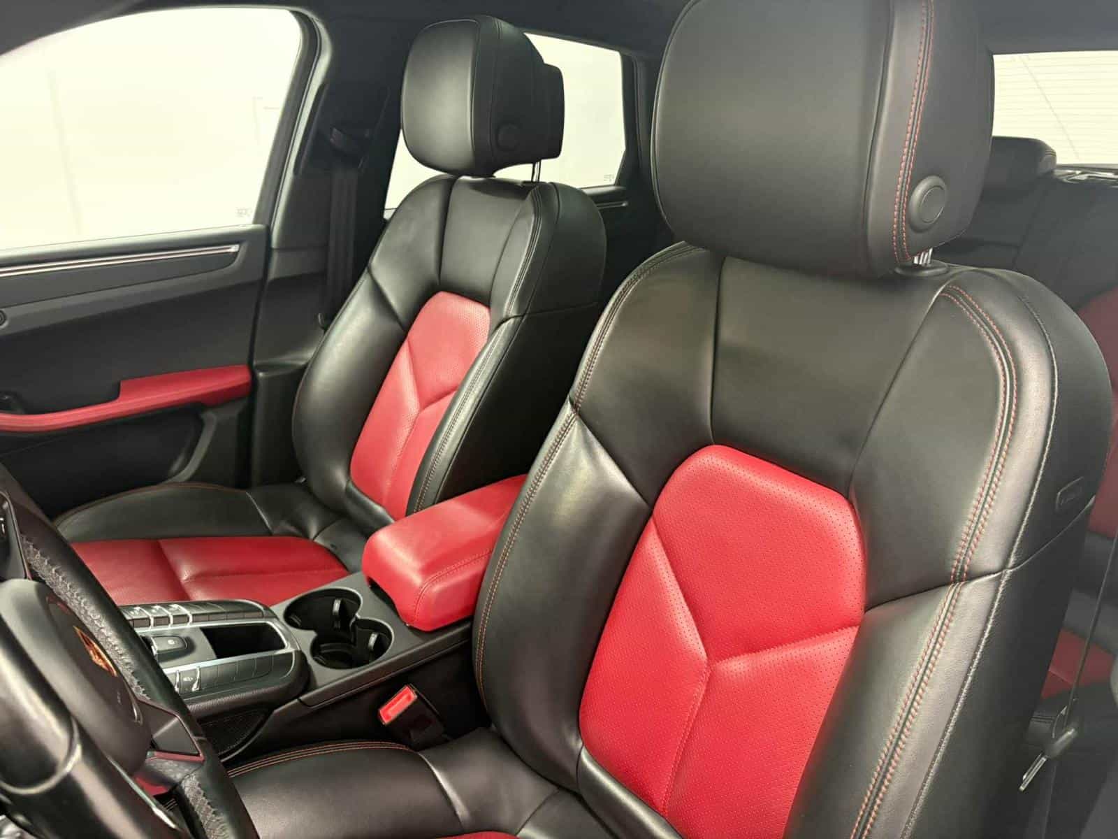 Image 11 Porsche Macan Base 2018