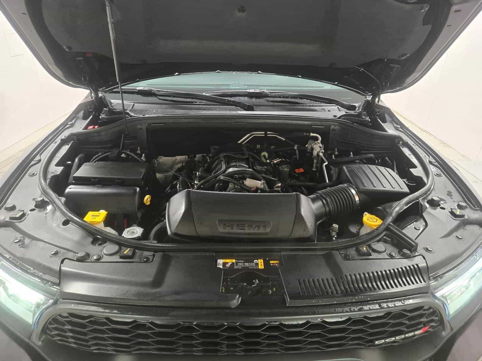 2025 Dodge DURANGO R/T R/T - Image 9