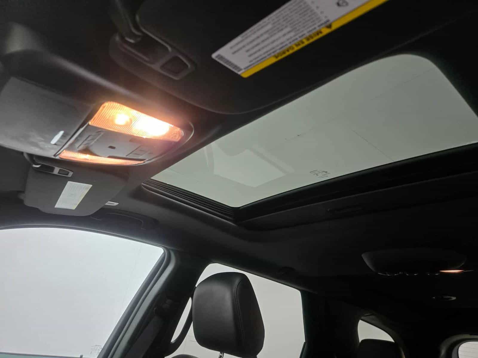 2025 Dodge Durango R/T - Image 13